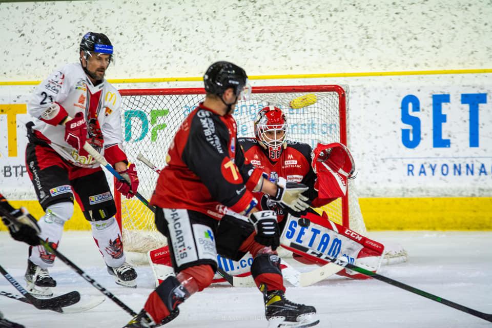 Chamonix  4 - 5 Briançon 