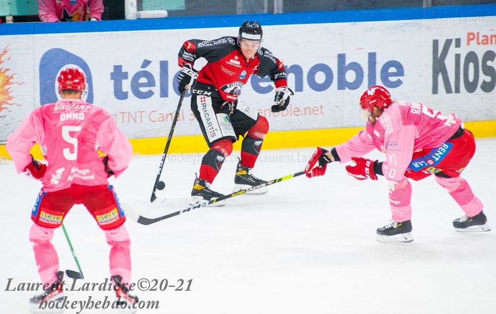 Grenoble  5 - 2 Chamonix 