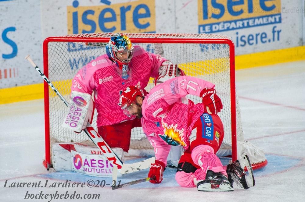 Grenoble  5 - 2 Chamonix 