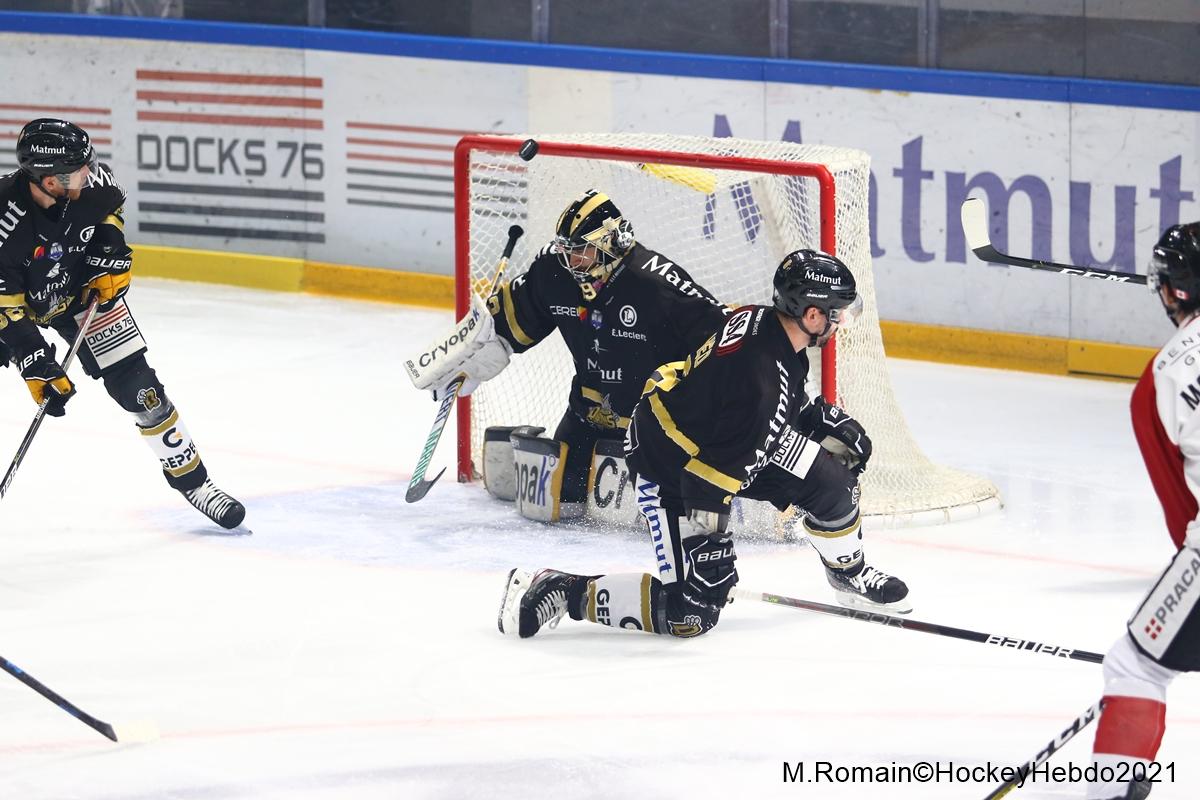 Rouen 4 - 0 Chamonix 