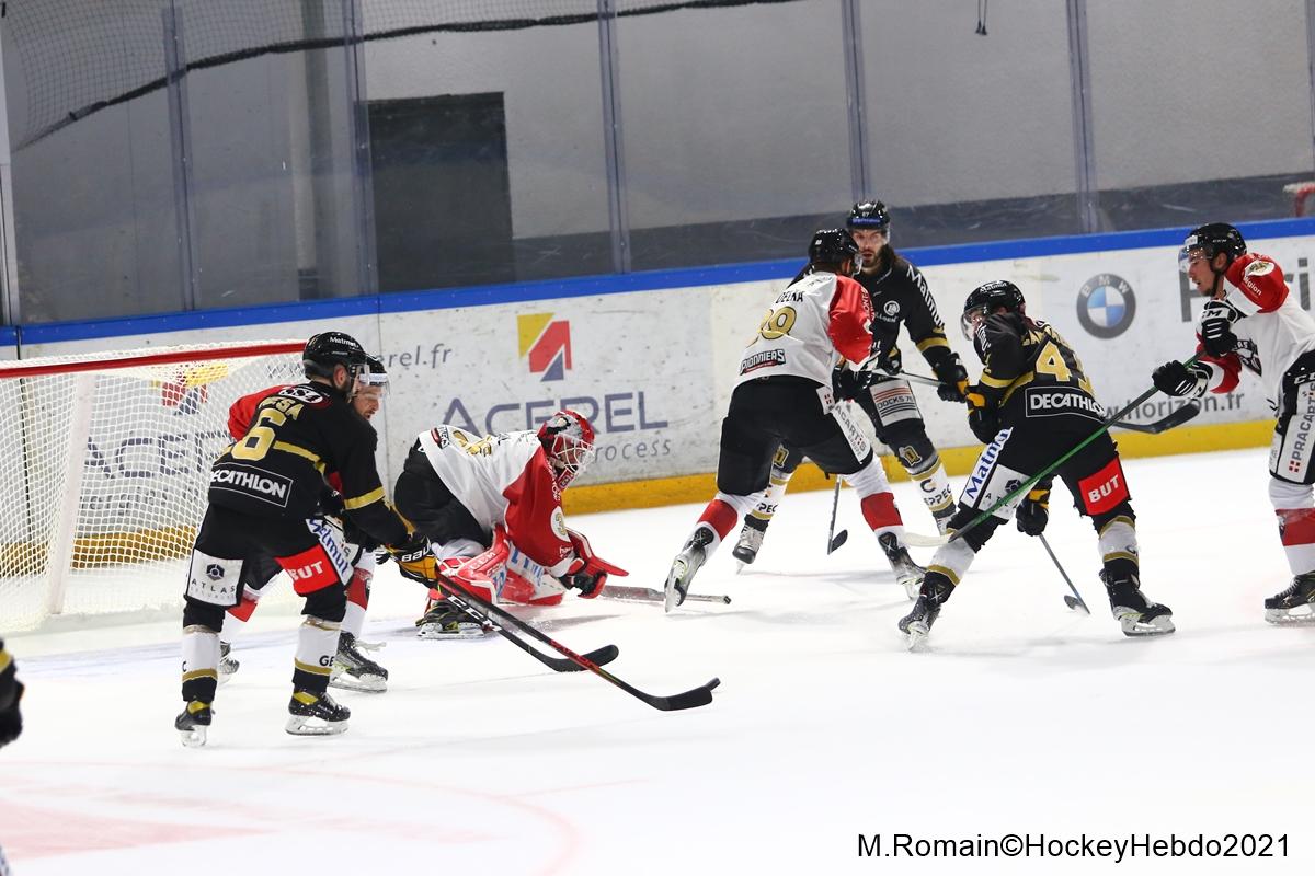 Rouen 4 - 0 Chamonix 