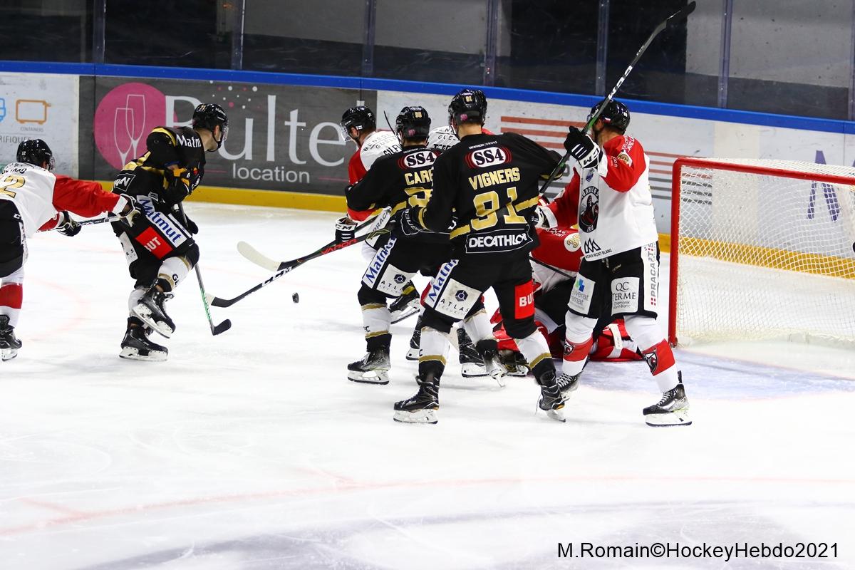Rouen 4 - 0 Chamonix 