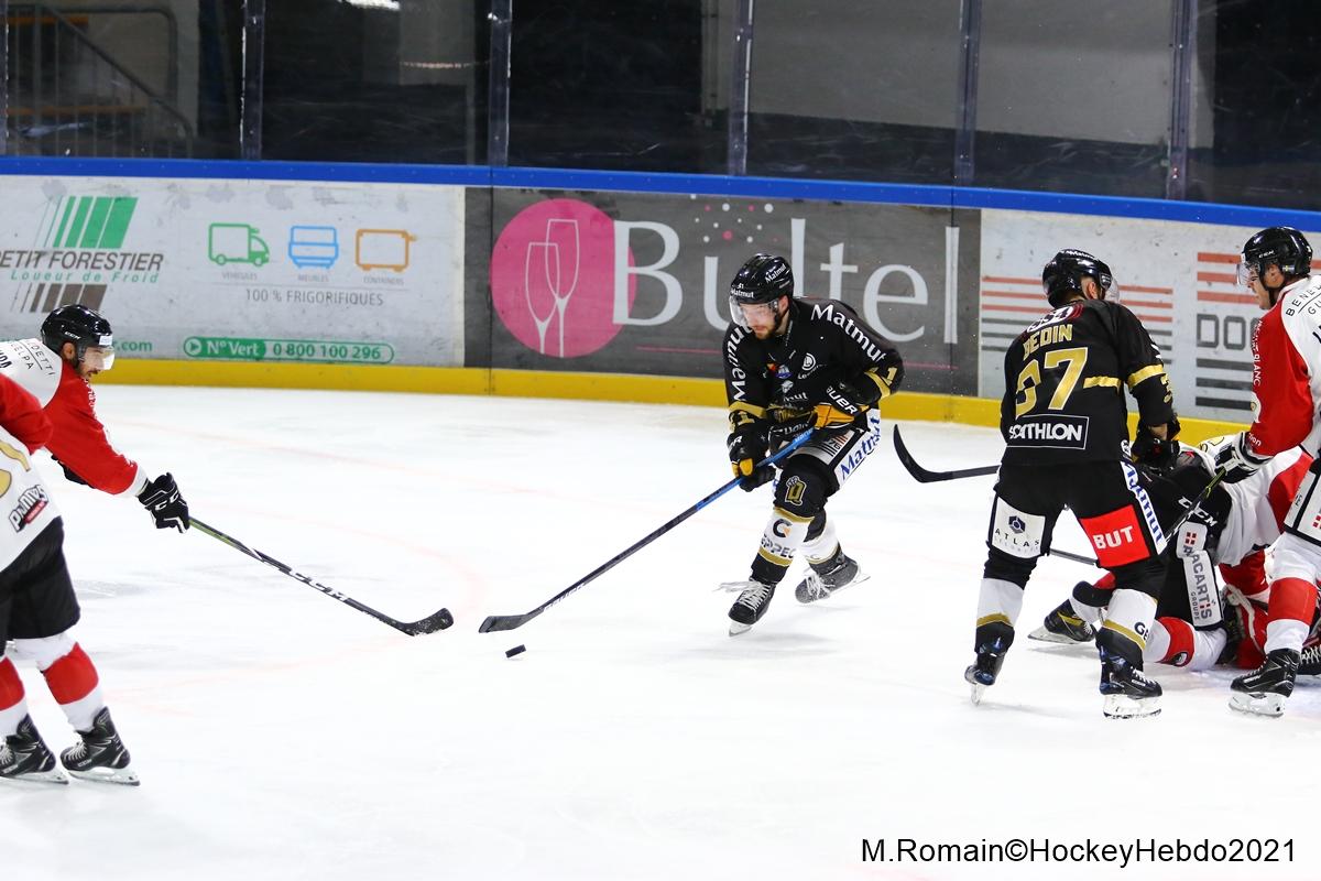 Rouen 4 - 0 Chamonix 