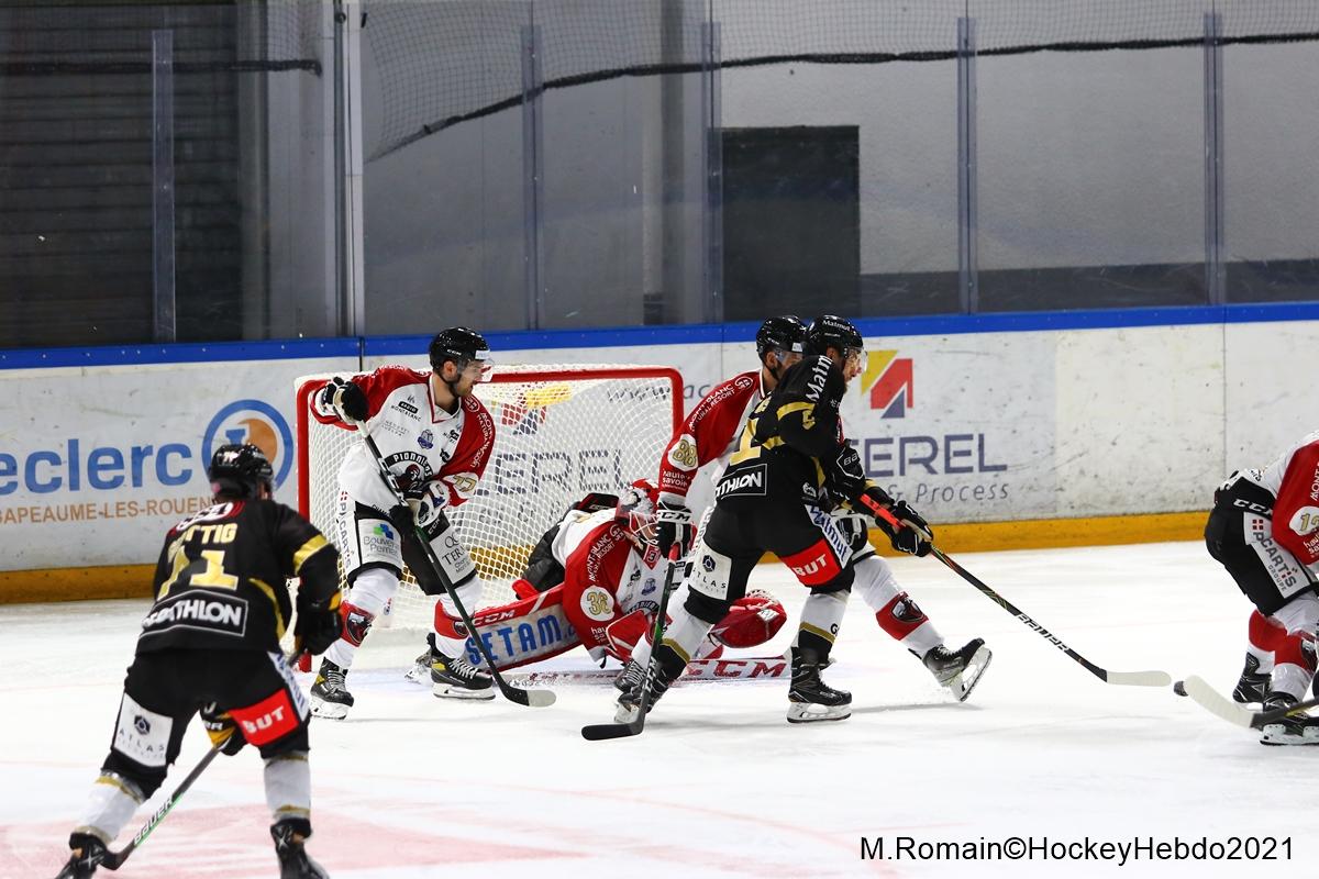 Rouen 4 - 0 Chamonix 