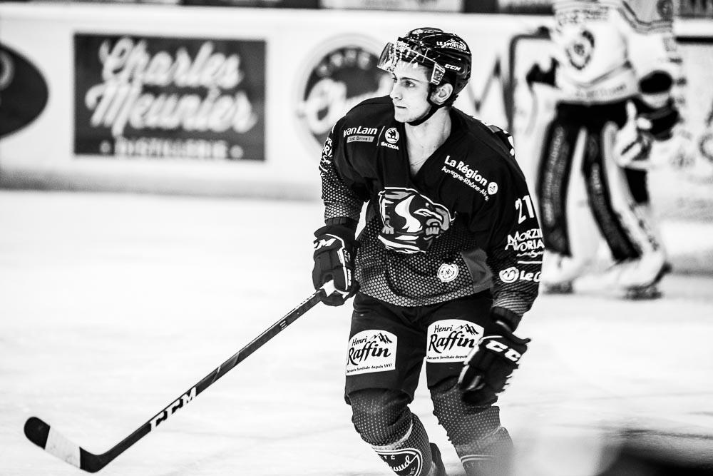 Morzine-Avoriaz 7 - 5 Roanne