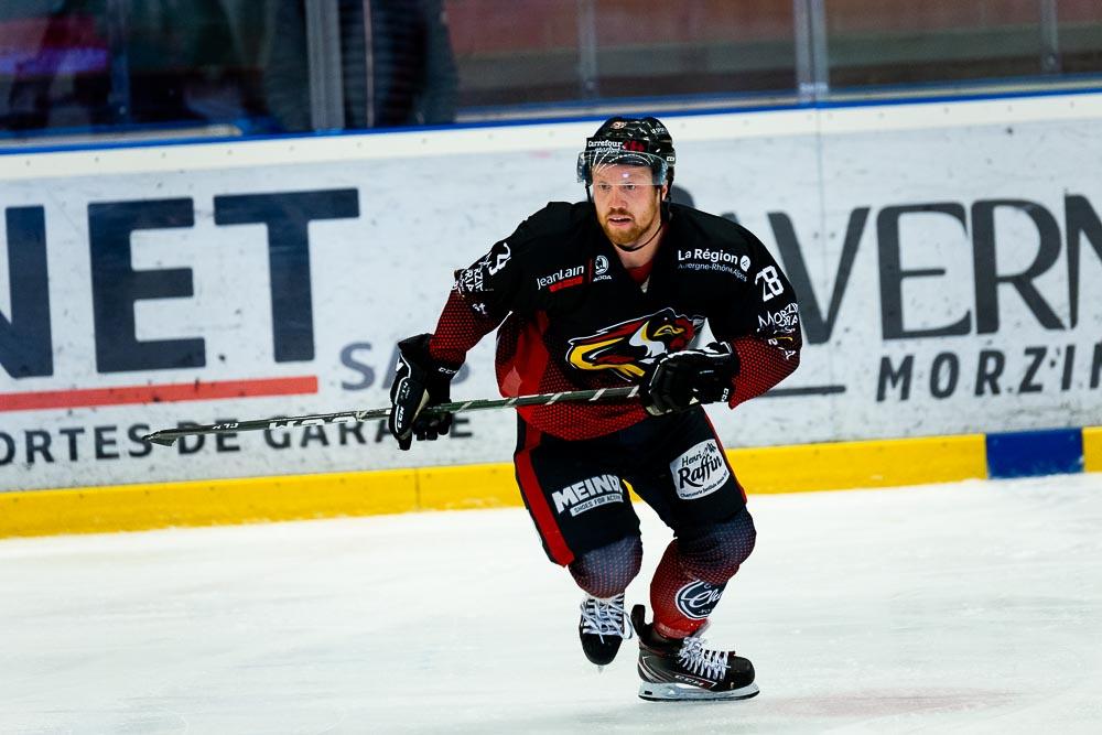 Morzine-Avoriaz 7 - 5 Roanne