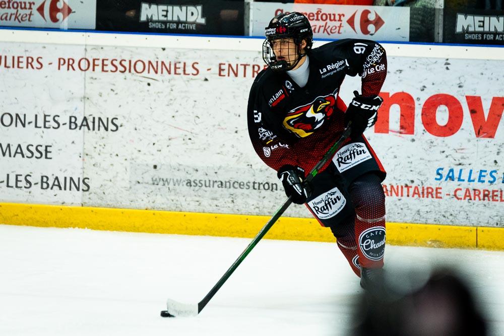 Morzine-Avoriaz 7 - 5 Roanne