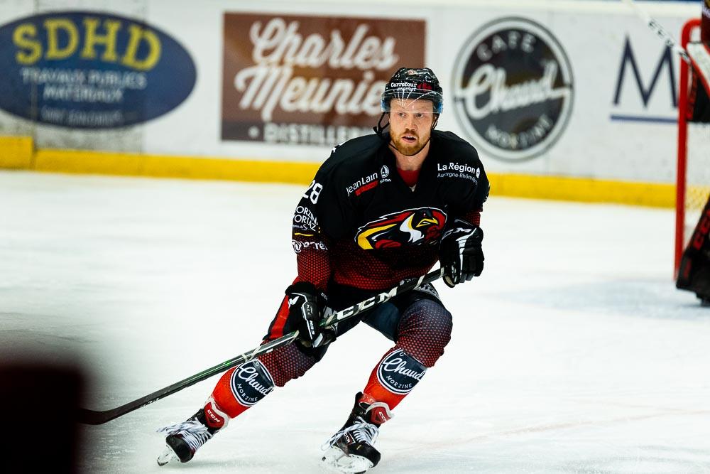 Morzine-Avoriaz 7 - 5 Roanne