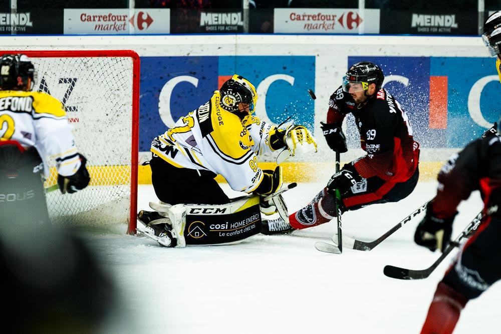 Morzine-Avoriaz 7 - 5 Roanne