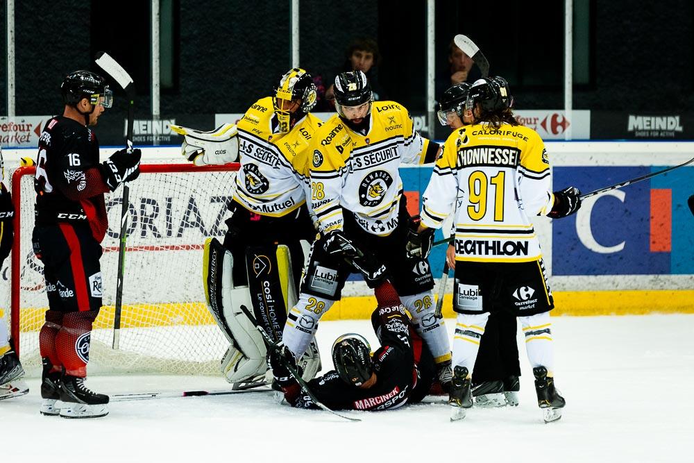 Morzine-Avoriaz 7 - 5 Roanne
