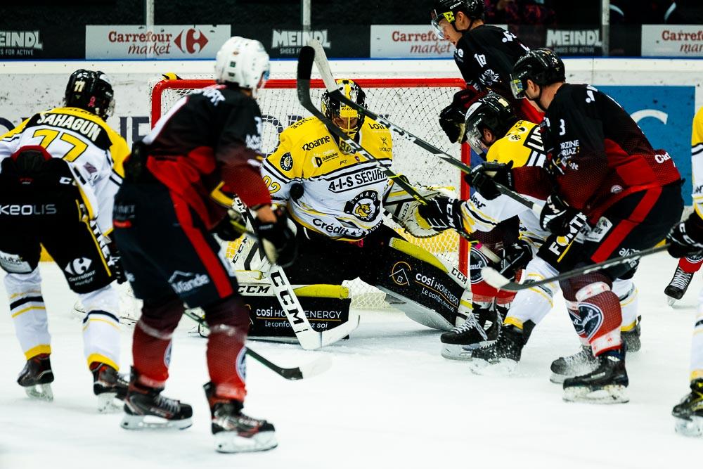Morzine-Avoriaz 7 - 5 Roanne