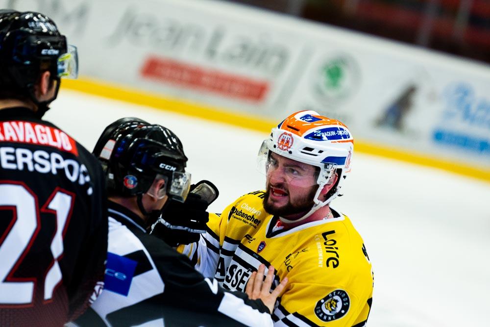 Morzine-Avoriaz 7 - 5 Roanne