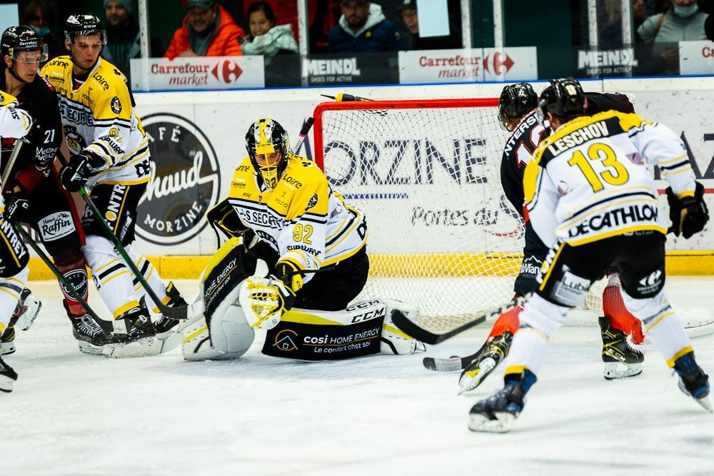 Morzine-Avoriaz 7 - 5 Roanne
