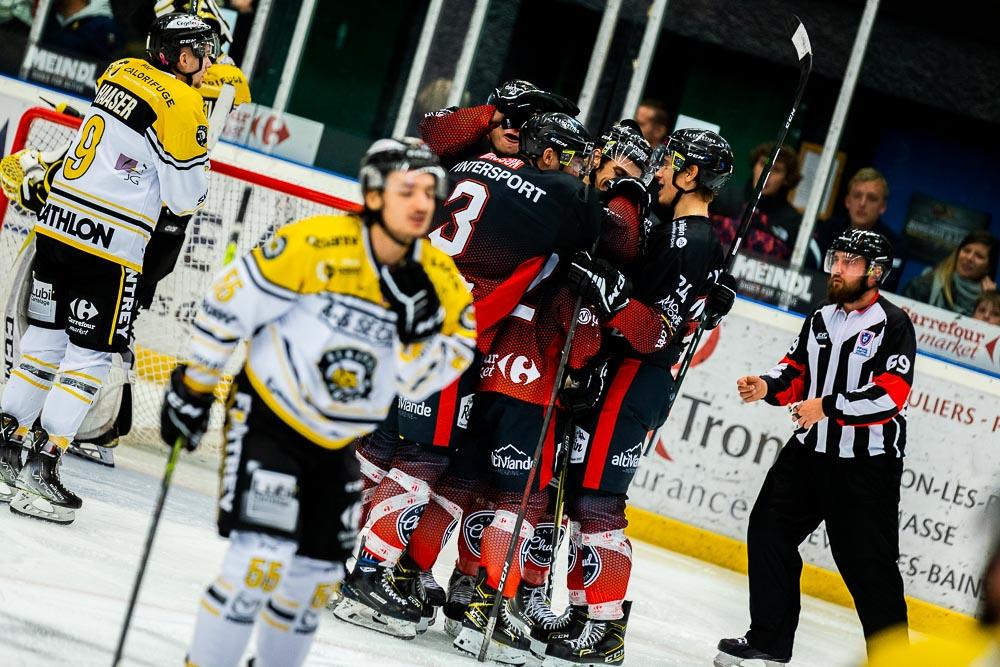 Morzine-Avoriaz 7 - 5 Roanne