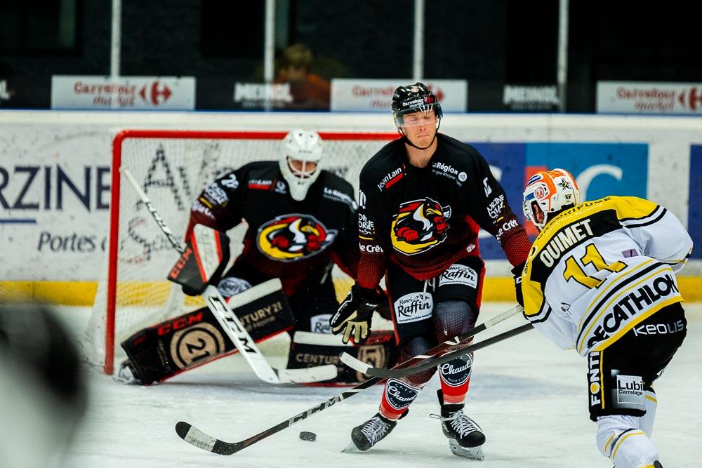 Morzine-Avoriaz 7 - 5 Roanne
