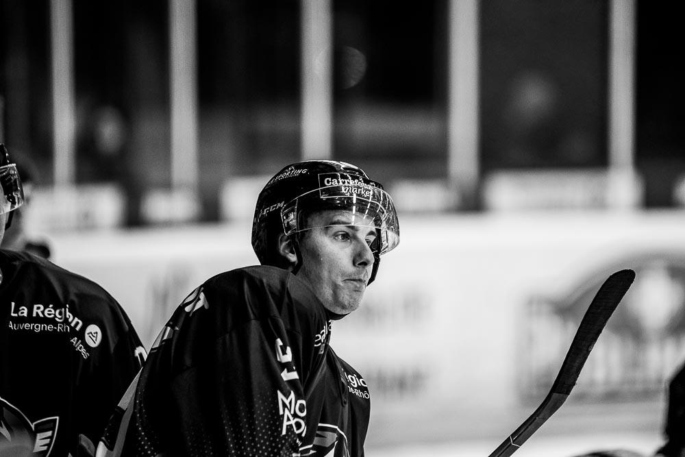 Morzine-Avoriaz 7 - 5 Roanne
