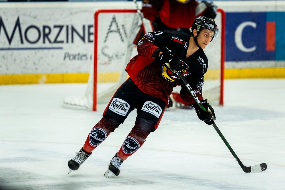 Morzine-Avoriaz 7 - 5 Roanne
