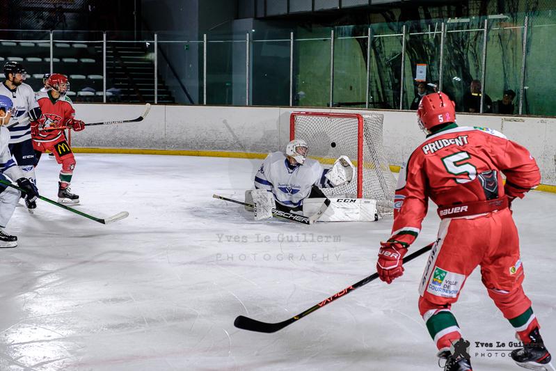 Courbevoie  3 - 7 Paris (FV)