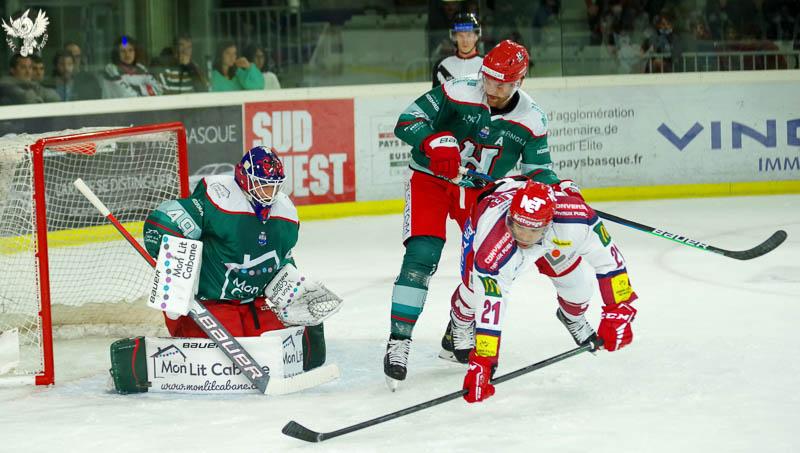 Anglet 2 - 4 Grenoble 