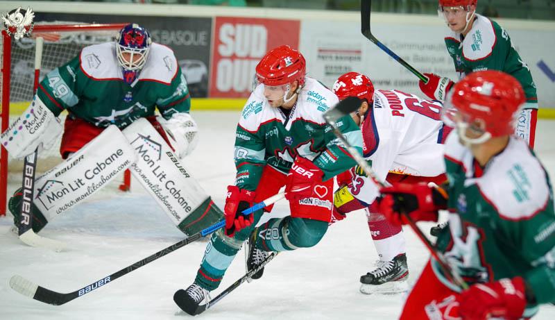 Anglet 2 - 4 Grenoble 