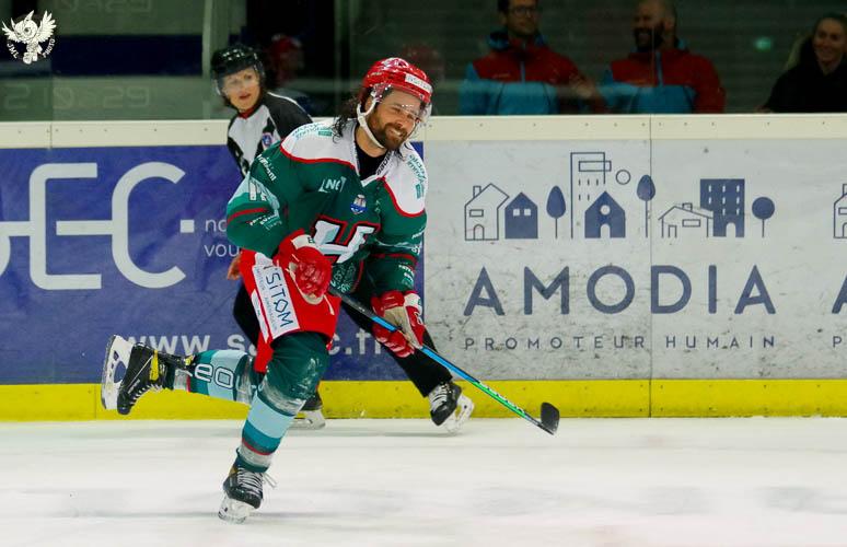 Anglet 2 - 4 Grenoble 