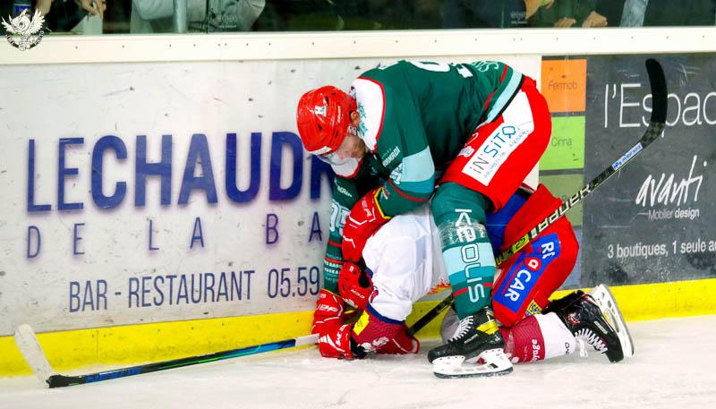 Anglet 2 - 4 Grenoble 