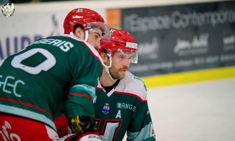 Anglet 2 - 4 Grenoble 