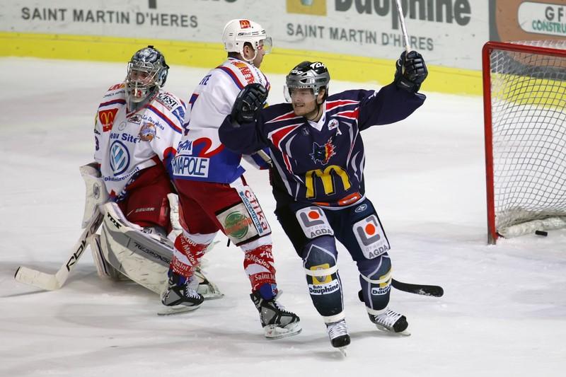 Grenoble  5 - 2 Epinal 