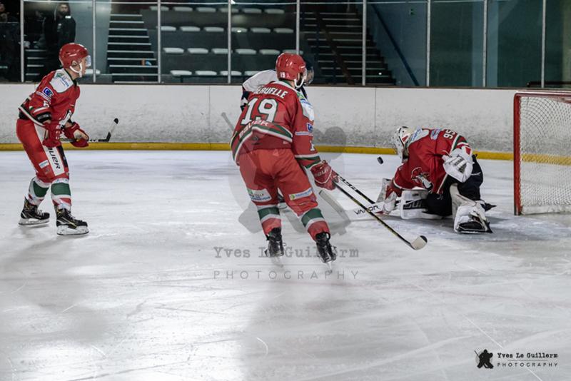 Courbevoie  1 - 5 Wasquehal Lille