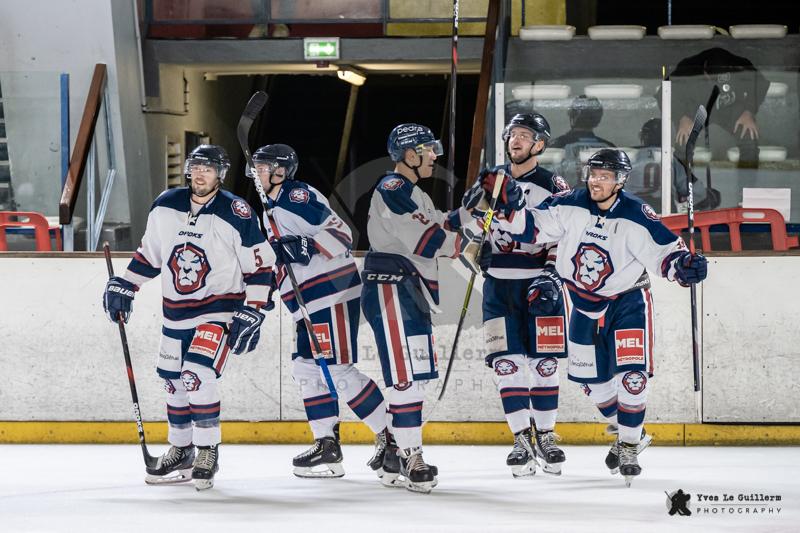 Courbevoie  1 - 5 Wasquehal Lille