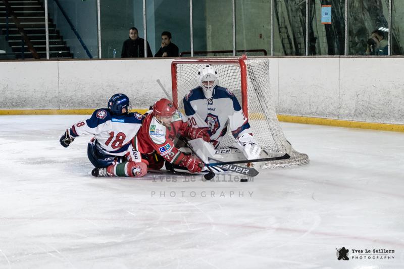 Courbevoie  1 - 5 Wasquehal Lille