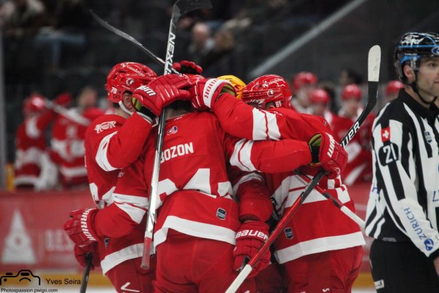 Photo hockey match Lausanne - Zug le 26/10/2021