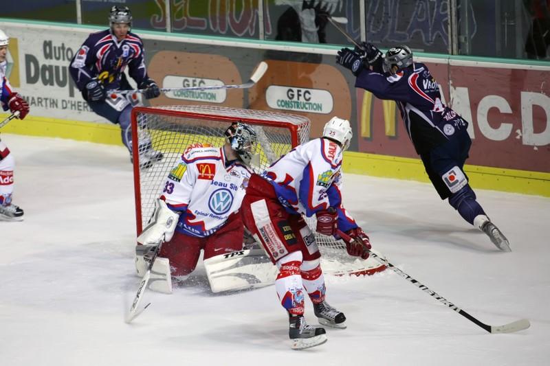 Grenoble  5 - 2 Epinal 