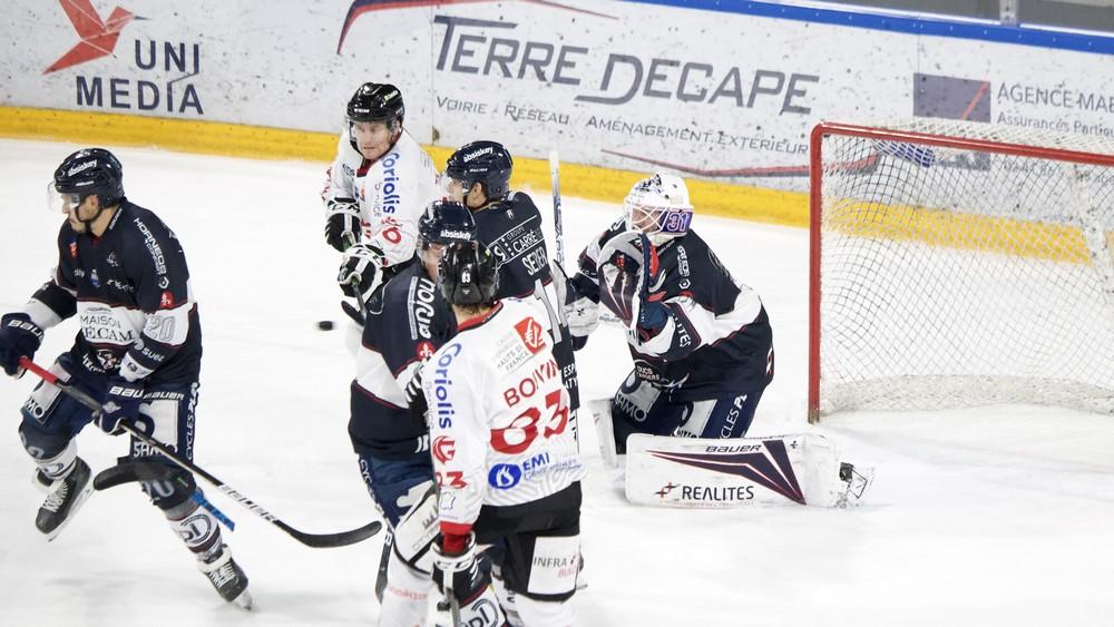 Angers  3 - 2 Amiens 