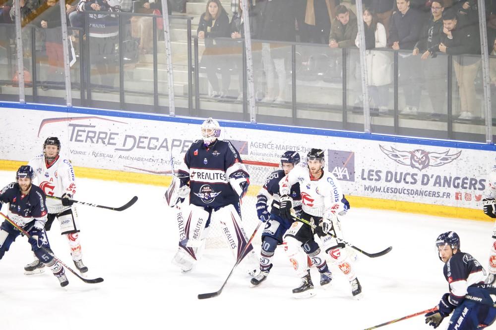 Angers  3 - 2 Amiens 