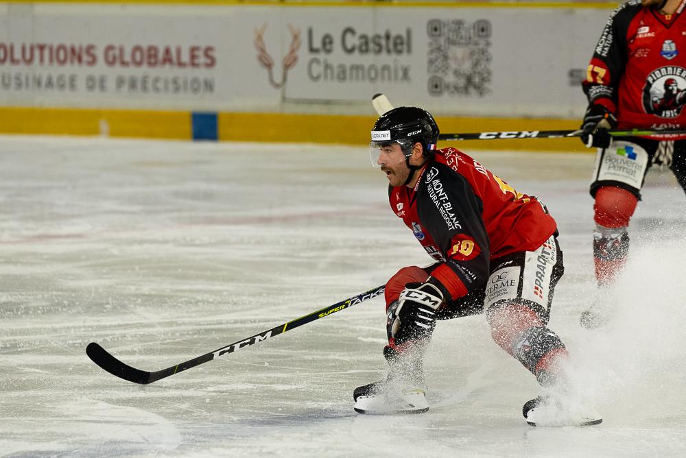 Chamonix  2 - 4 Cergy-Pontoise