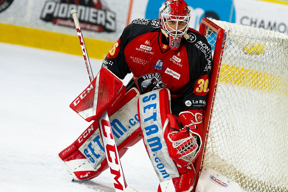 Chamonix  2 - 4 Cergy-Pontoise