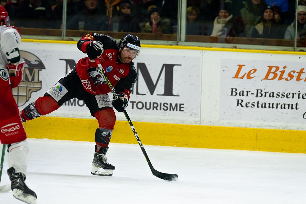 Chamonix  2 - 4 Cergy-Pontoise