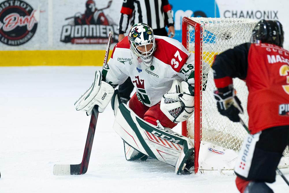 Chamonix  2 - 4 Cergy-Pontoise