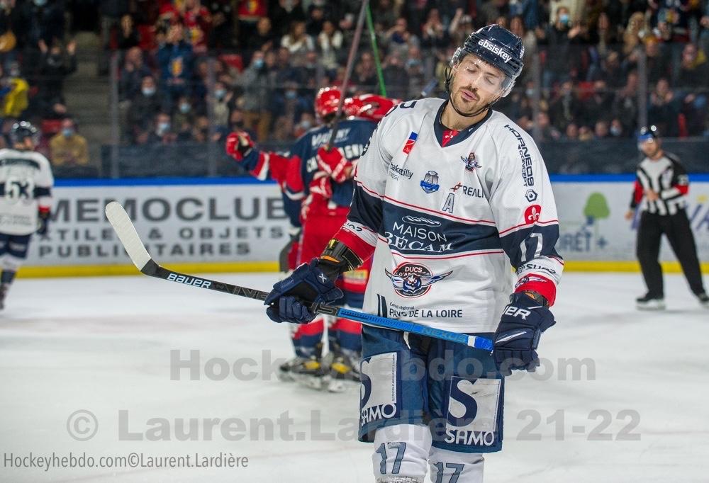 Grenoble  3 - 4 Angers 