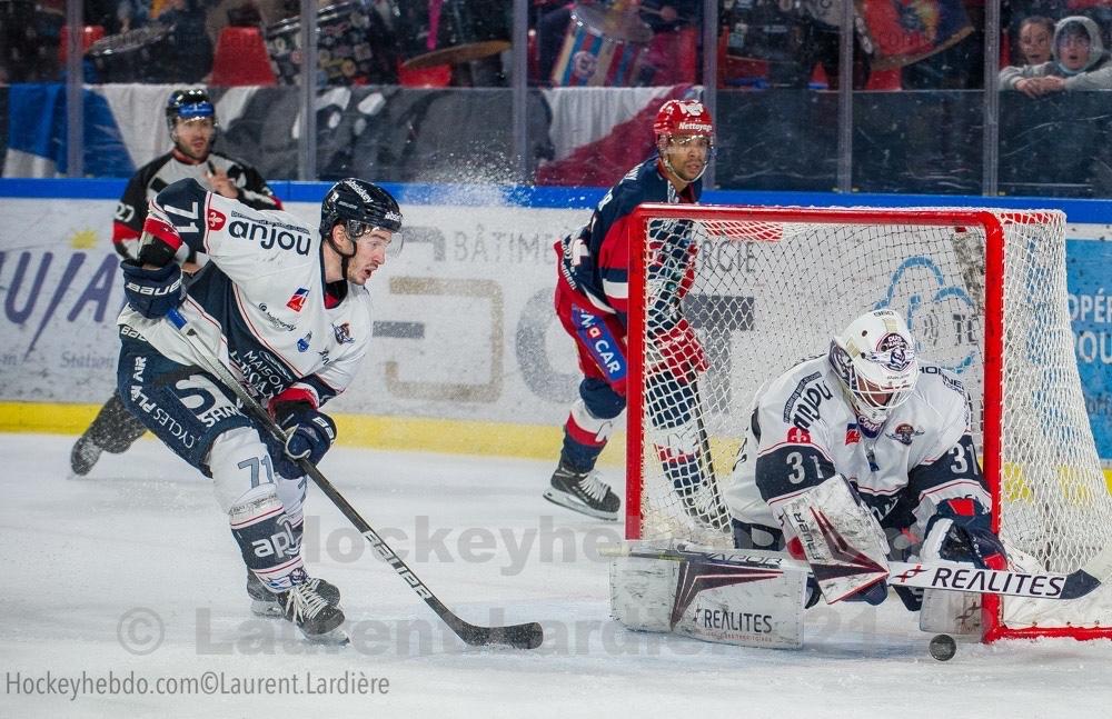 Grenoble  3 - 4 Angers 