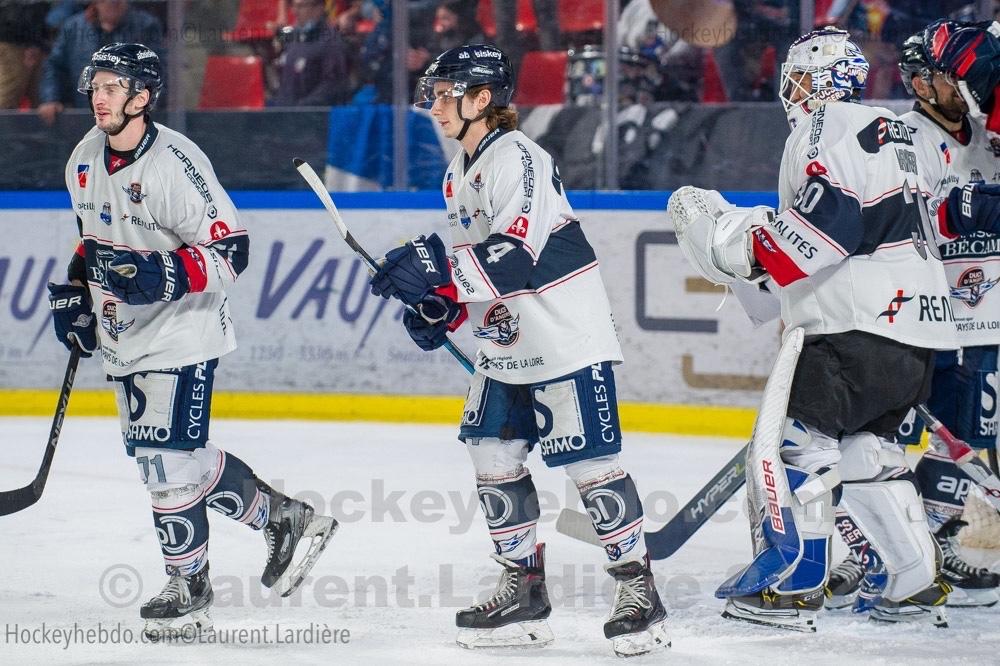 Grenoble  3 - 4 Angers 