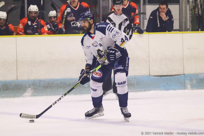 Clermont-Ferrand 3 - 6 Dunkerque