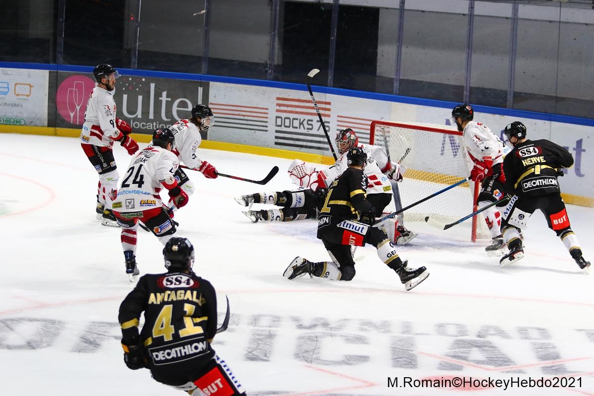 Rouen 8 - 5 Briançon 