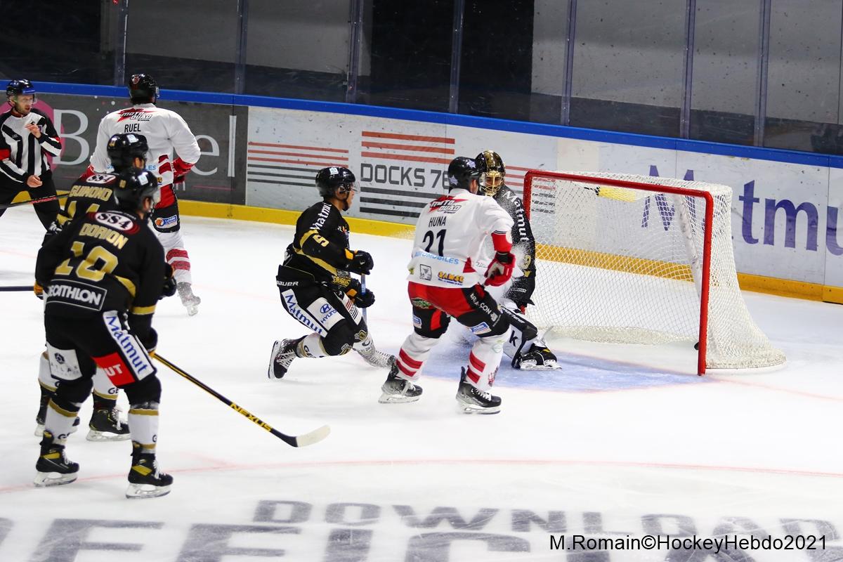 Rouen 8 - 5 Briançon 