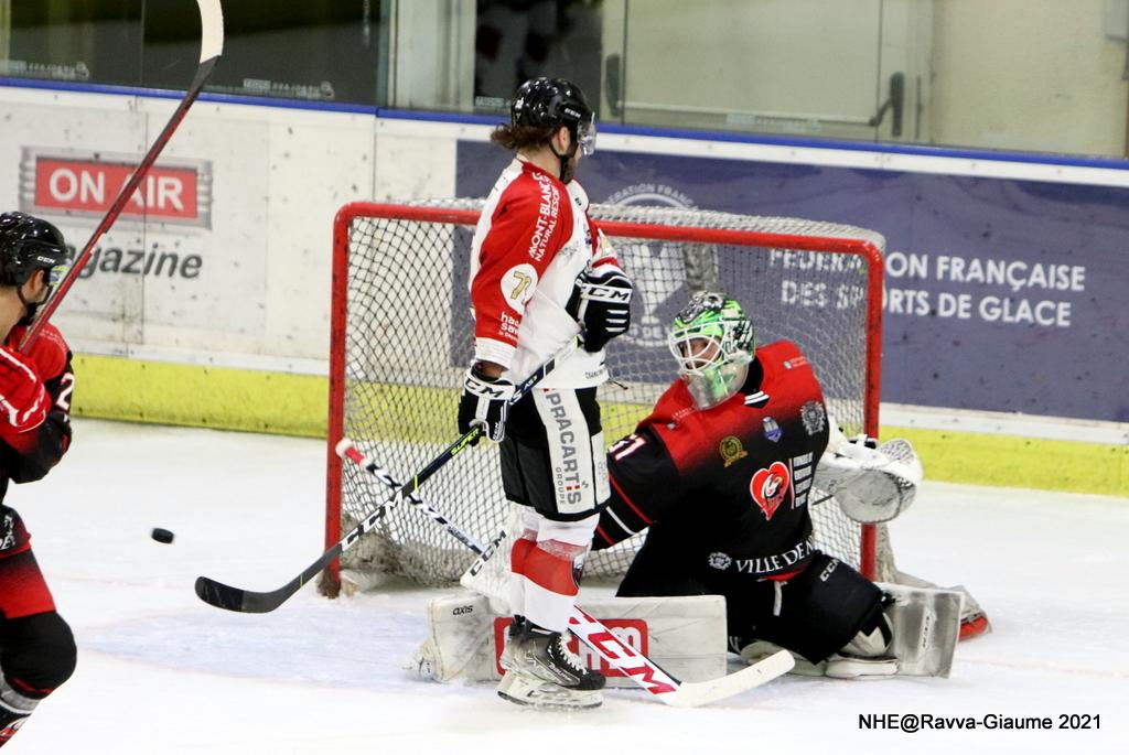 Nice 4 - 1 Chamonix 