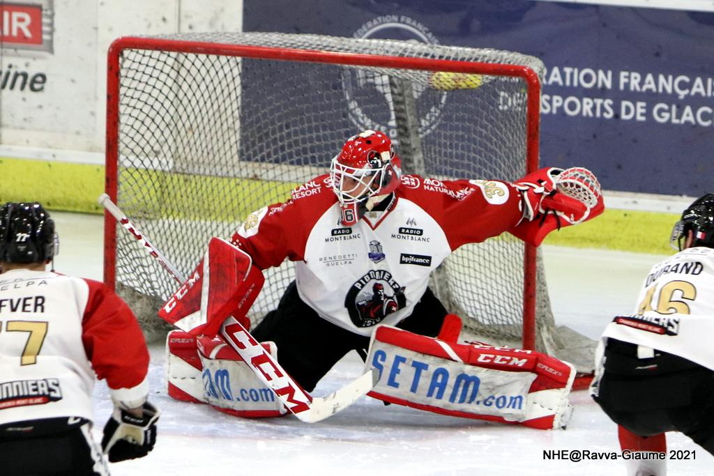Nice 4 - 1 Chamonix 
