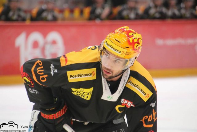 Photo hockey match Lausanne - Bern le 27/11/2021