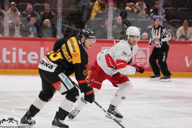 Photo hockey match Lausanne - Bern le 27/11/2021