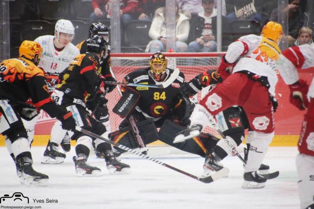 Photo hockey match Lausanne - Bern le 27/11/2021